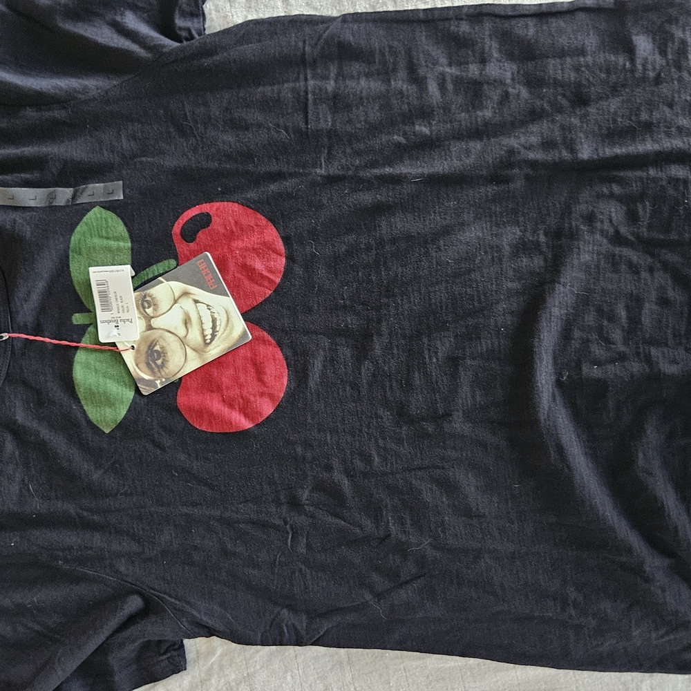New Pacha T-shirt